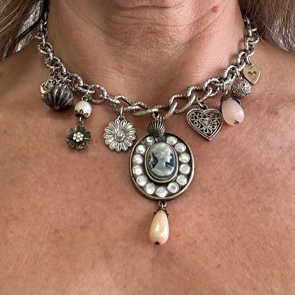 Vintage Cameo Necklace